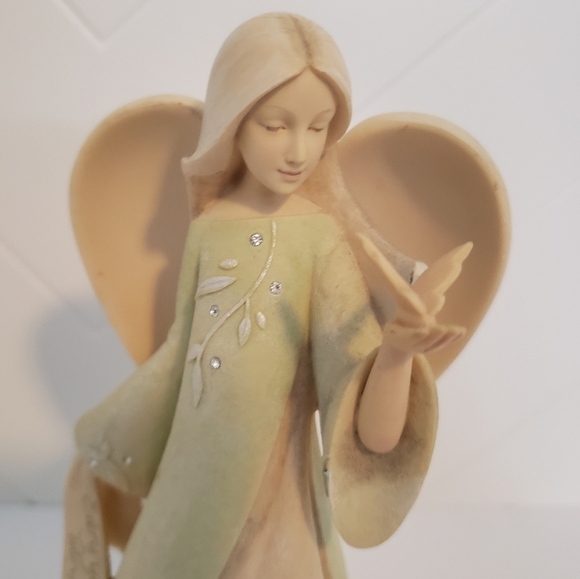 ENESCO August Angel Figurine Birthstone - Picture 11 of 12